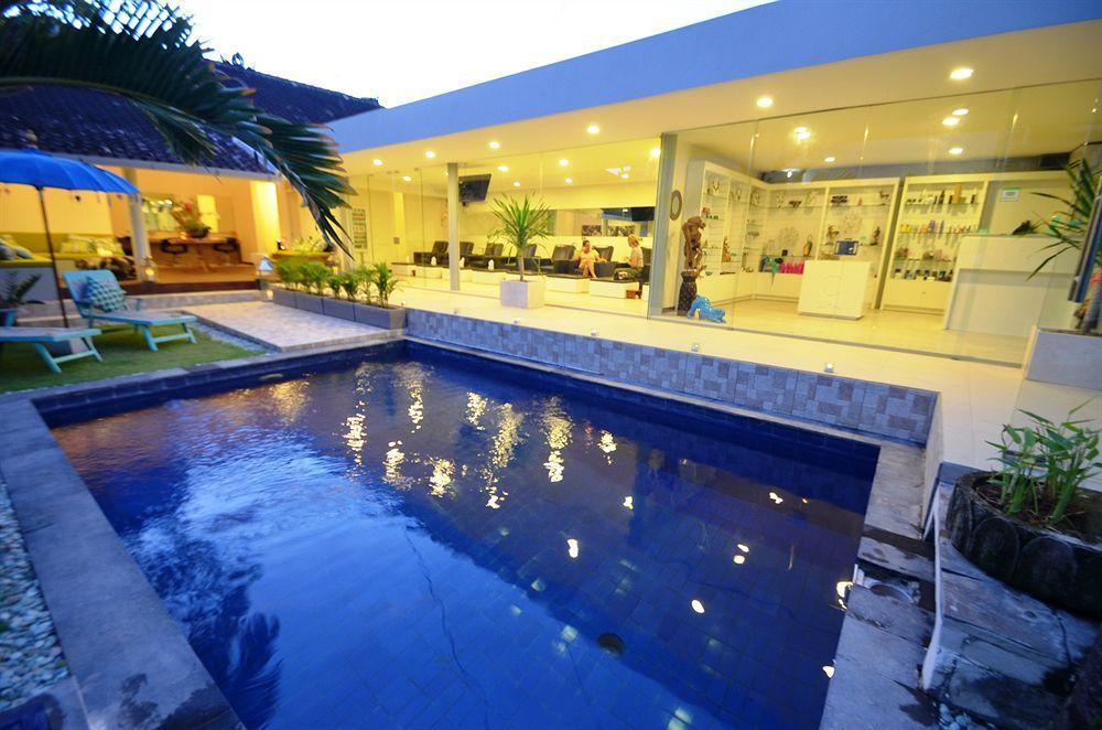 Elegant Villa Casabianca - Tropical Pool & Garden, Near Potato Head Beach Club! Seminyak Eksteriør billede