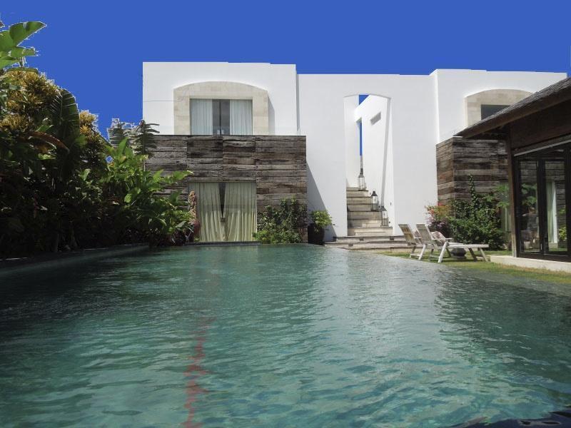 Elegant Villa Casabianca - Tropical Pool & Garden, Near Potato Head Beach Club! Seminyak Eksteriør billede